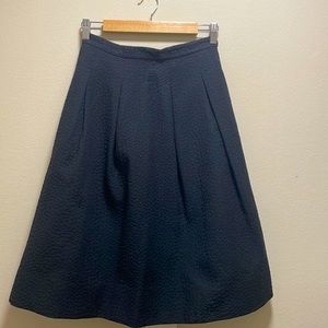 H&M textured mid length bubble tea party skirt black size 6